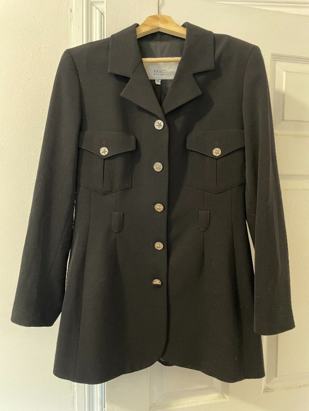 Vintage KYUSO (Joke & Egidio) Black Blazer – Excellent Condition (Size 38)